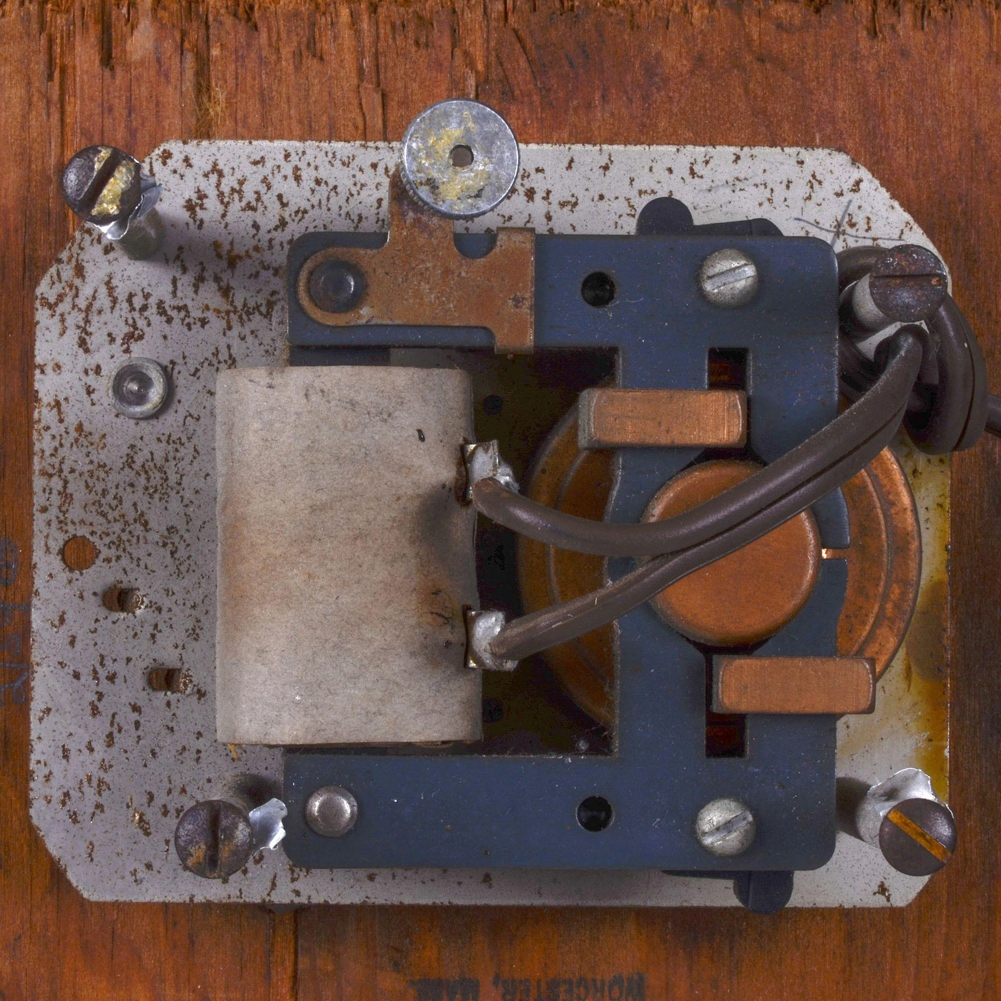 1890's Large Bronze Wall Clock With Wings Time Flies 4 1890's Large Bronze Wall Clock With Wings Time Flies - Image 4