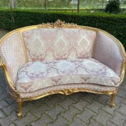 1900's French Louis XVI Corbeille Settee In Pink Damask -chairish shop 1900s french louis xvi corbeille settee in pink damask 2629