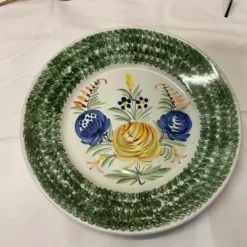 1930’s Floral French Faience H B Quimper Platter And Plates - Set Of 6 -chairish shop 1930s floral french faience h b quimper platter and plates set of 6 3579 scaled