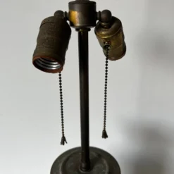 1940's Porcelain De Paris Chinoiserie Style Table Lamp -chairish shop 1940s porcelain de paris chinoiserie style table lamp 3150 scaled