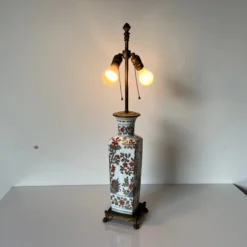 1940's Porcelain De Paris Chinoiserie Style Table Lamp -chairish shop 1940s porcelain de paris chinoiserie style table lamp 3933 scaled