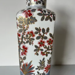 1940's Porcelain De Paris Chinoiserie Style Table Lamp -chairish shop 1940s porcelain de paris chinoiserie style table lamp 6278 scaled