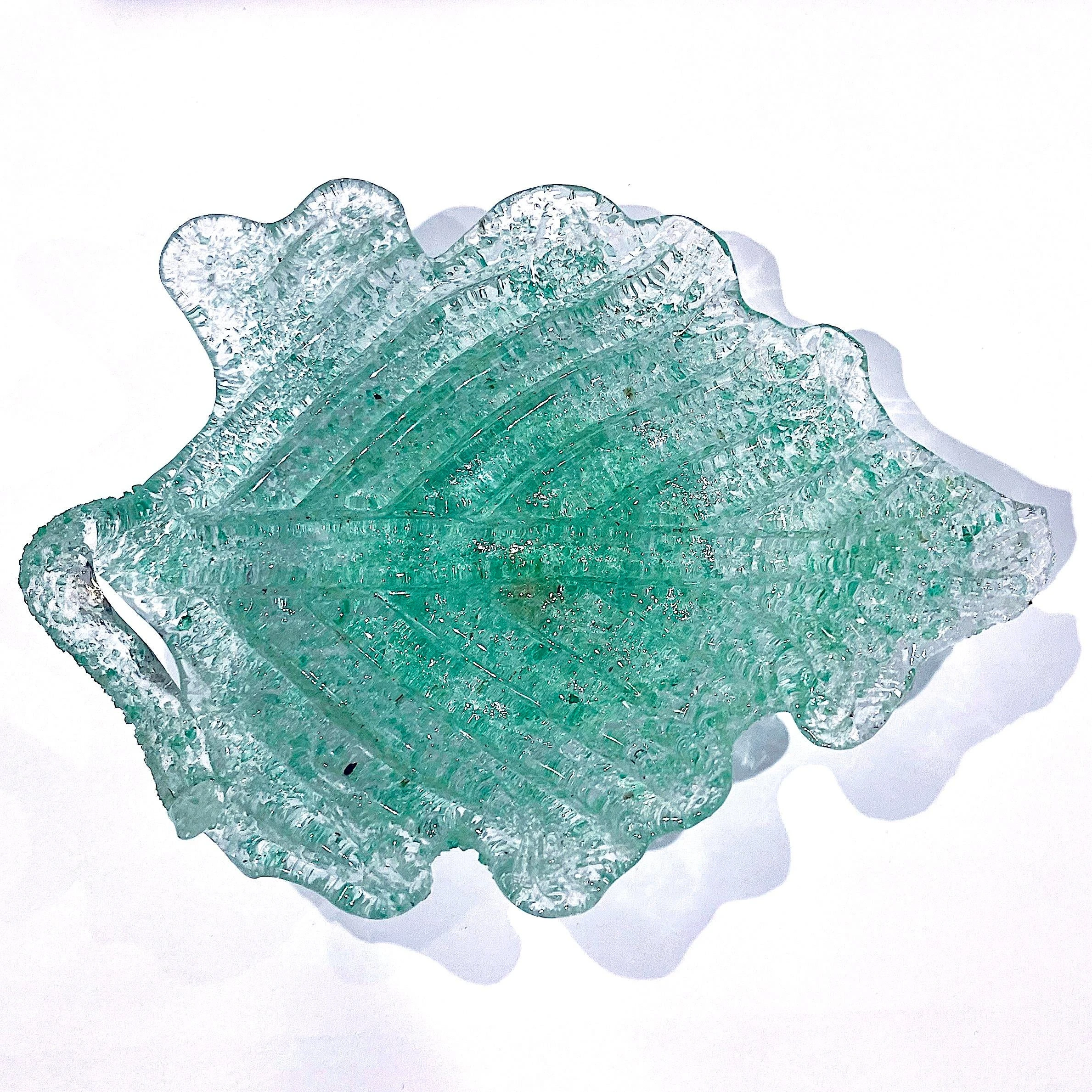 1950's Fratelli Toso Murano Green Overshot Blown Glass Leaf Dish 3 1950's Fratelli Toso Murano Green Overshot Blown Glass Leaf Dish - Image 3