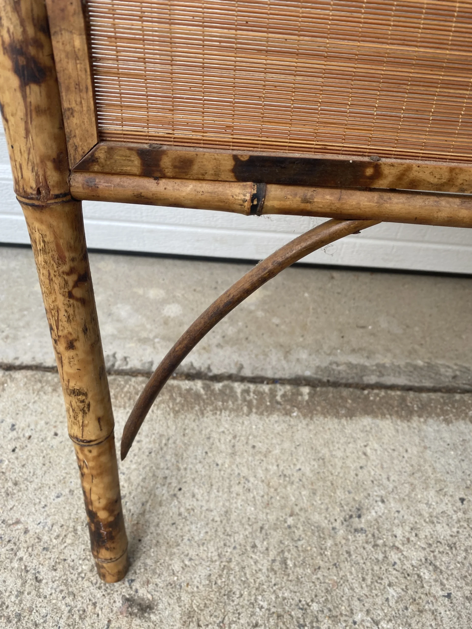 1950’s Hand Painted Burnt Rattan Chinese Folding Screen 2 1950’s Hand Painted Burnt Rattan Chinese Folding Screen - Image 2