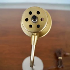 1950's Laurel Lighting Table Lamp -chairish shop 1950s laurel lighting table lamp 7455