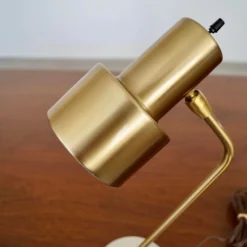 1950's Laurel Lighting Table Lamp -chairish shop 1950s laurel lighting table lamp 9165 scaled