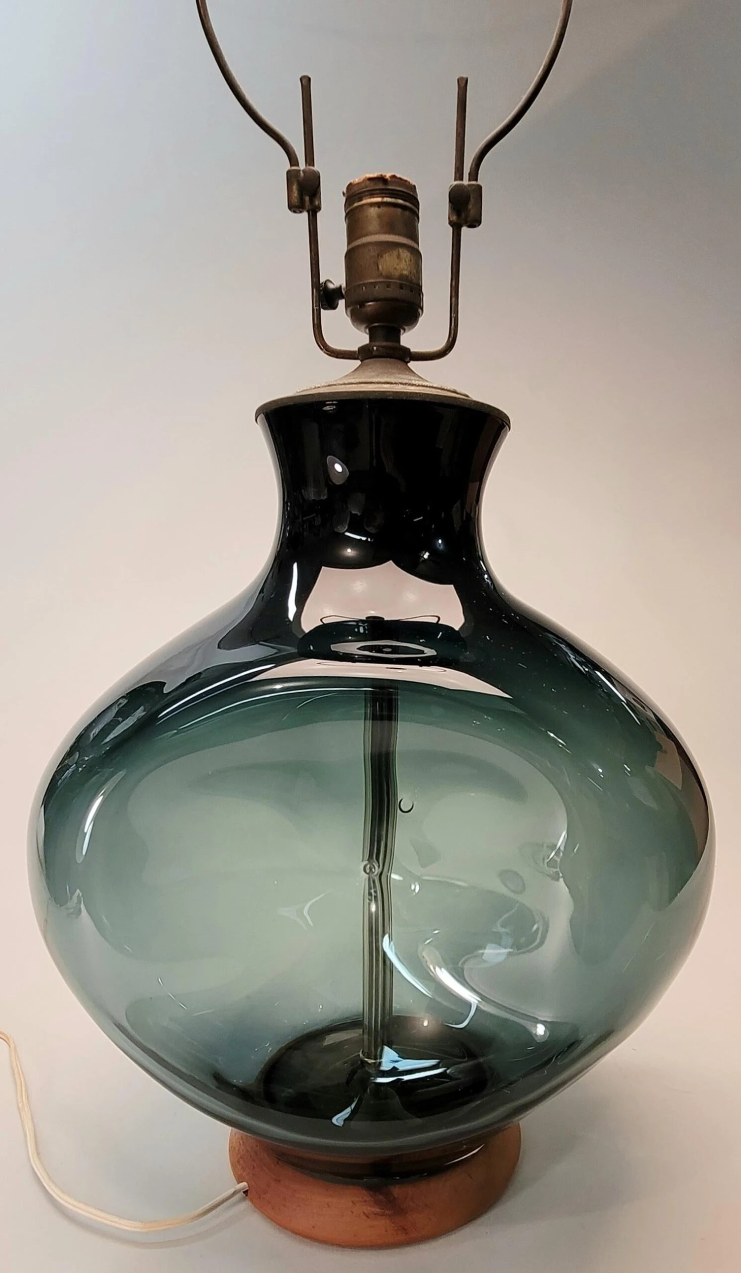 1950's Mid Century Blenko Lamp 7 1950's Mid Century Blenko Lamp - Image 7