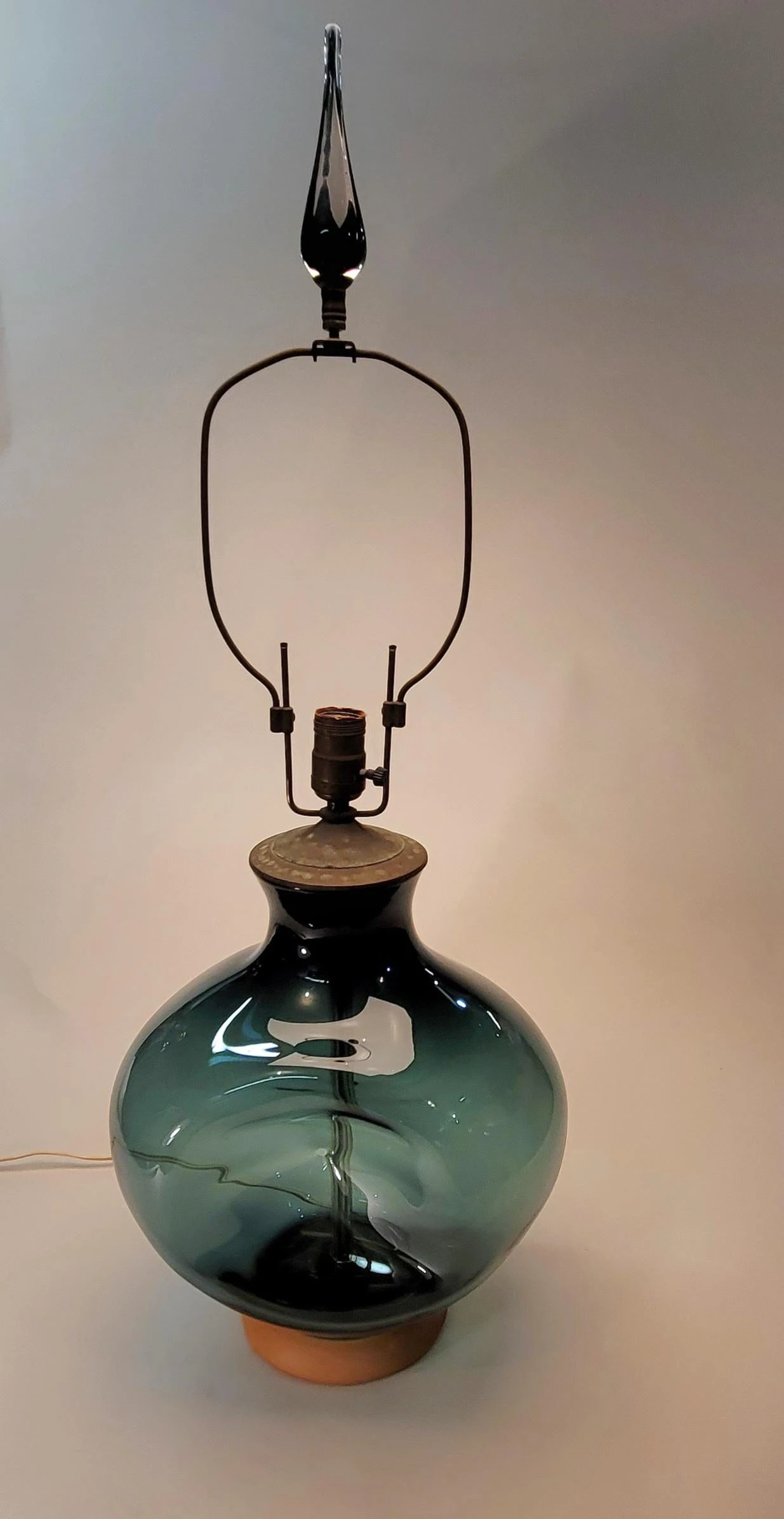 1950's Mid Century Blenko Lamp 4 1950's Mid Century Blenko Lamp - Image 4