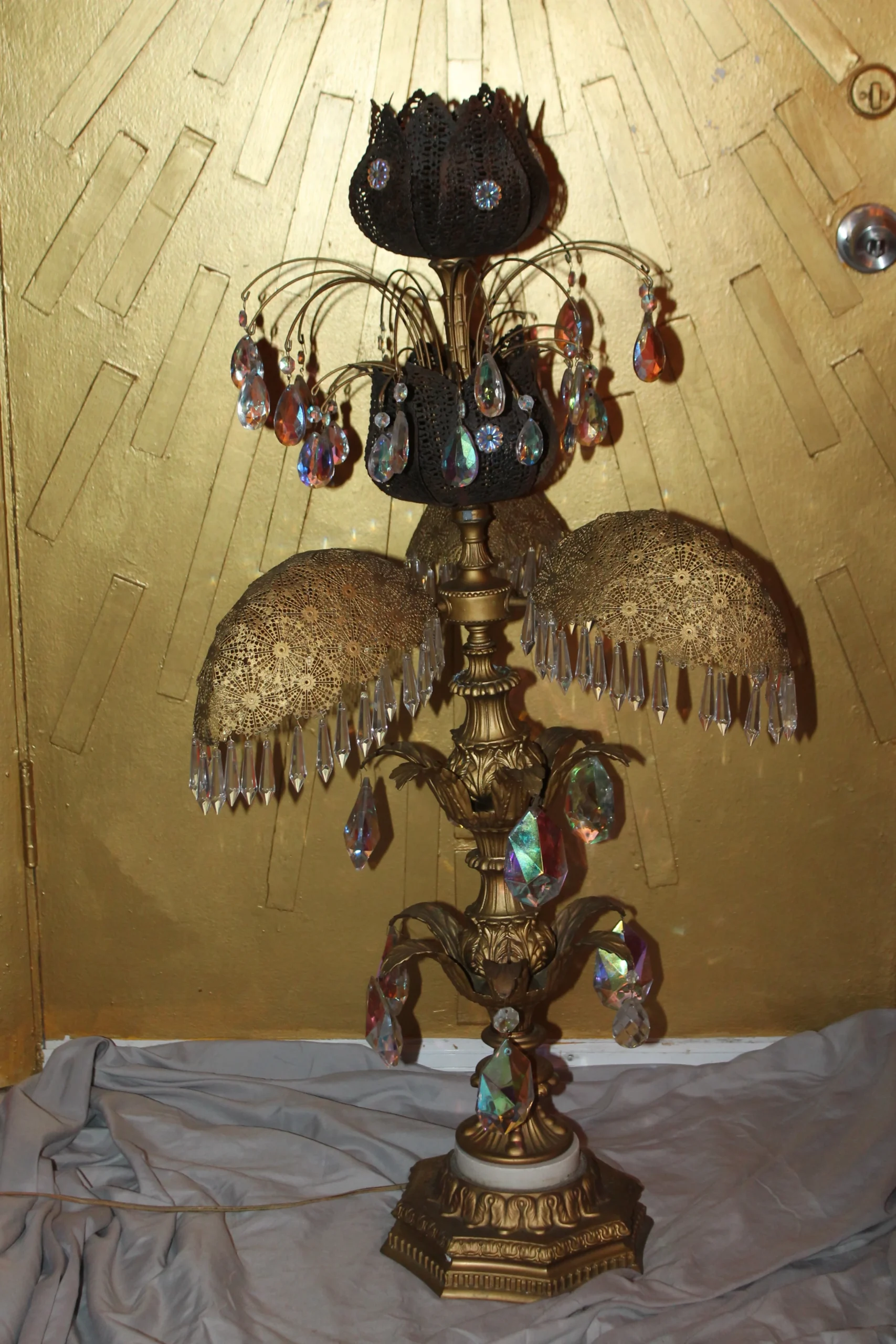 1950's Mid Century Modern Tall Palm Tree Floor Lamp 2 1950's Mid Century Modern Tall Palm Tree Floor Lamp - Image 2