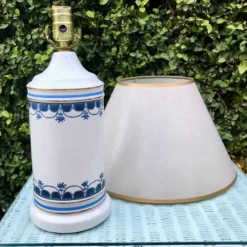 1960's Chinoiserie Style Blue And Gold Floral Porcelain Lamp -chairish shop 1960s chinoiserie style blue and gold floral porcelain lamp 7883 scaled