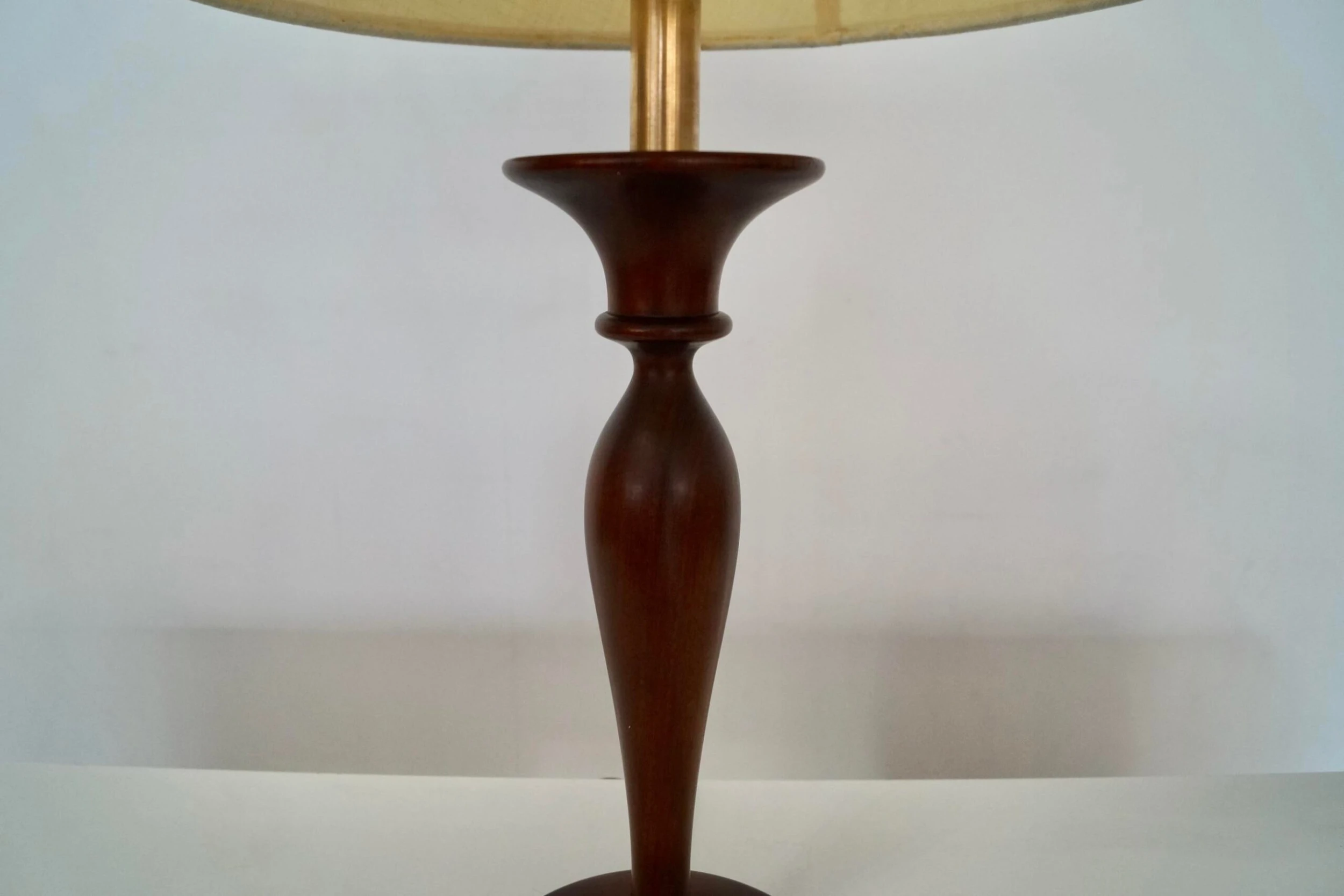 1960's Mid-Century Modern Sculptural Walnut Table Lamp 5 1960's Mid-Century Modern Sculptural Walnut Table Lamp - Image 5