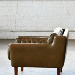 1960's Olive Brown Leather Lounge Chair With Ottoman By Illum Wikkelsø -chairish shop 1960s olive brown leather lounge chair with ottoman by illum wikkels 7637