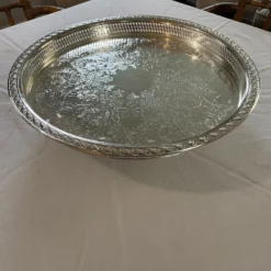 1960’s “Spring Flowers” Wm. Rogers & Son Silver Plate Gallery Tray Lazy Susan 13 1960’s “Spring Flowers” Wm. Rogers & Son Silver Plate Gallery Tray Lazy Susan -chairish shop 1960s spring flowers wm rogers and son silver plate gallery tray lazy susan 3592 scaled