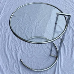 1970's Eileen Gray E 1027 Style Tubular Chrome Adjustable Accent Table -chairish shop 1970s eileen gray e 1027 style tubular chrome adjustable accent table 6837 scaled