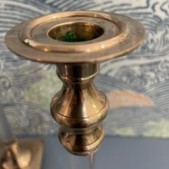 1970’s Hollywood Regency Lucite And Brass Candle Sticks - A Pair -chairish shop 1970s hollywood regency lucite and brass candle sticks a pair 8798 scaled