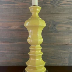 1970's Large Geometric Yellow Ceramic Table Lamp -chairish shop 1970s large geometric yellow ceramic table lamp 2287 scaled