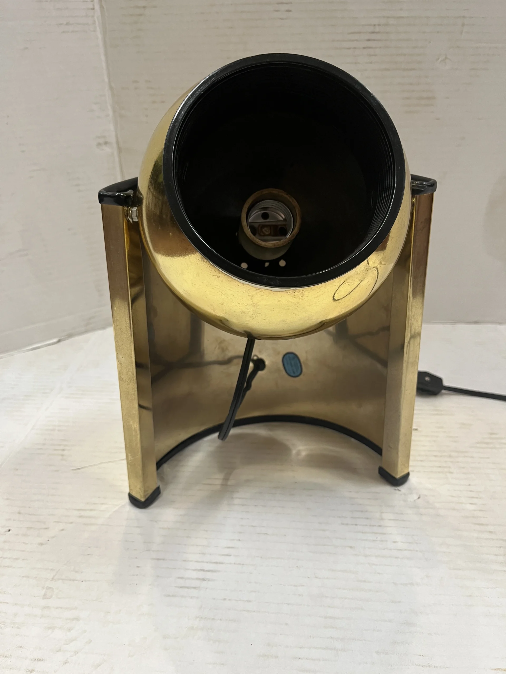 1970's Mid-Century Modern Brass Finish Desk Lamp 3 1970's Mid-Century Modern Brass Finish Desk Lamp - Image 3