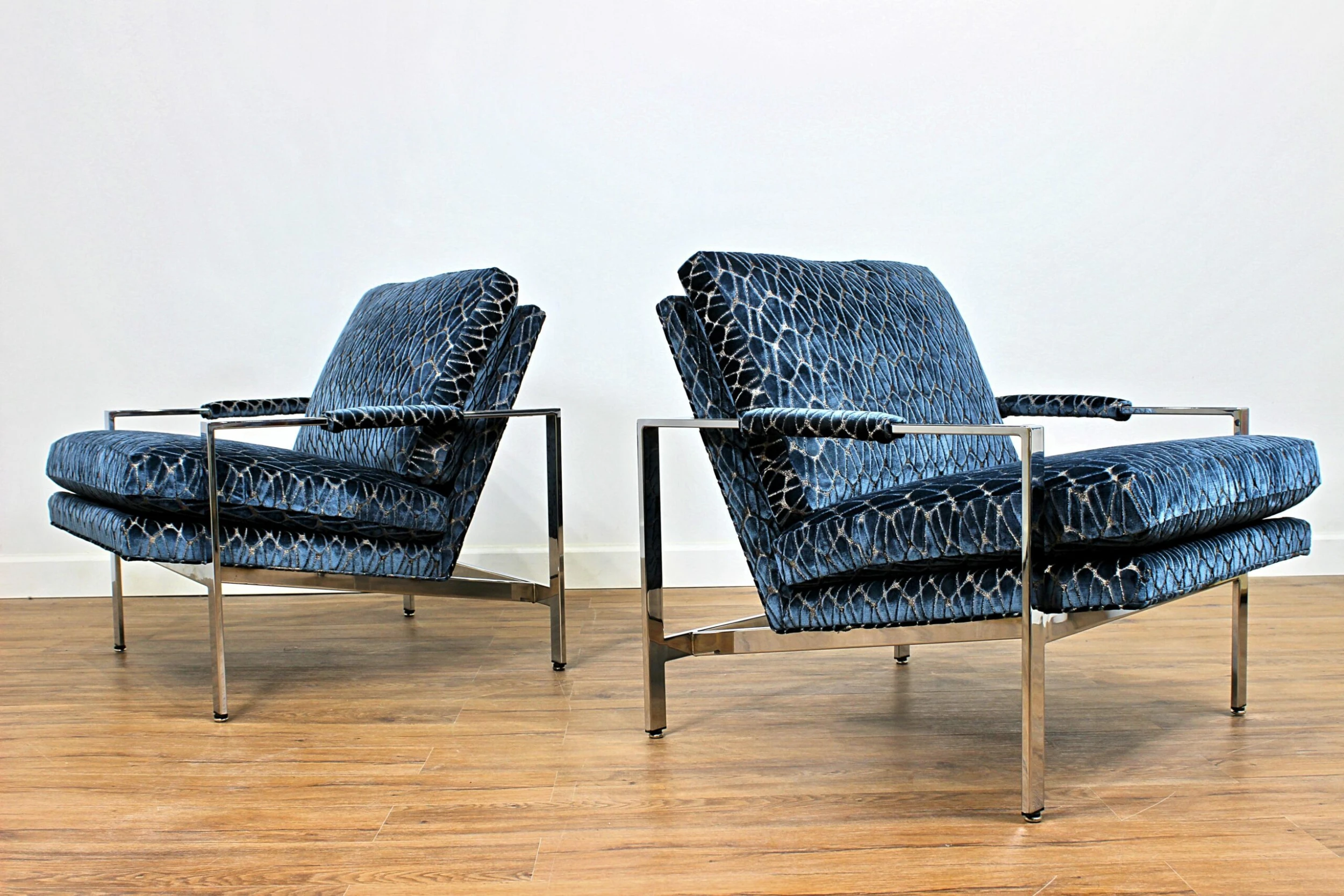 1970's Milo Baughman 951 Chrome Lounge Chairs In Rombo Orion Blue Cut Velvet, Pair 2 1970's Milo Baughman 951 Chrome Lounge Chairs In Rombo Orion Blue Cut Velvet, Pair - Image 2
