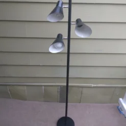 1970's Three Shaded Black Floor Lamp 11 1970's Three Shaded Black Floor Lamp -chairish shop 1970s three shaded black floor lamp 6358 scaled