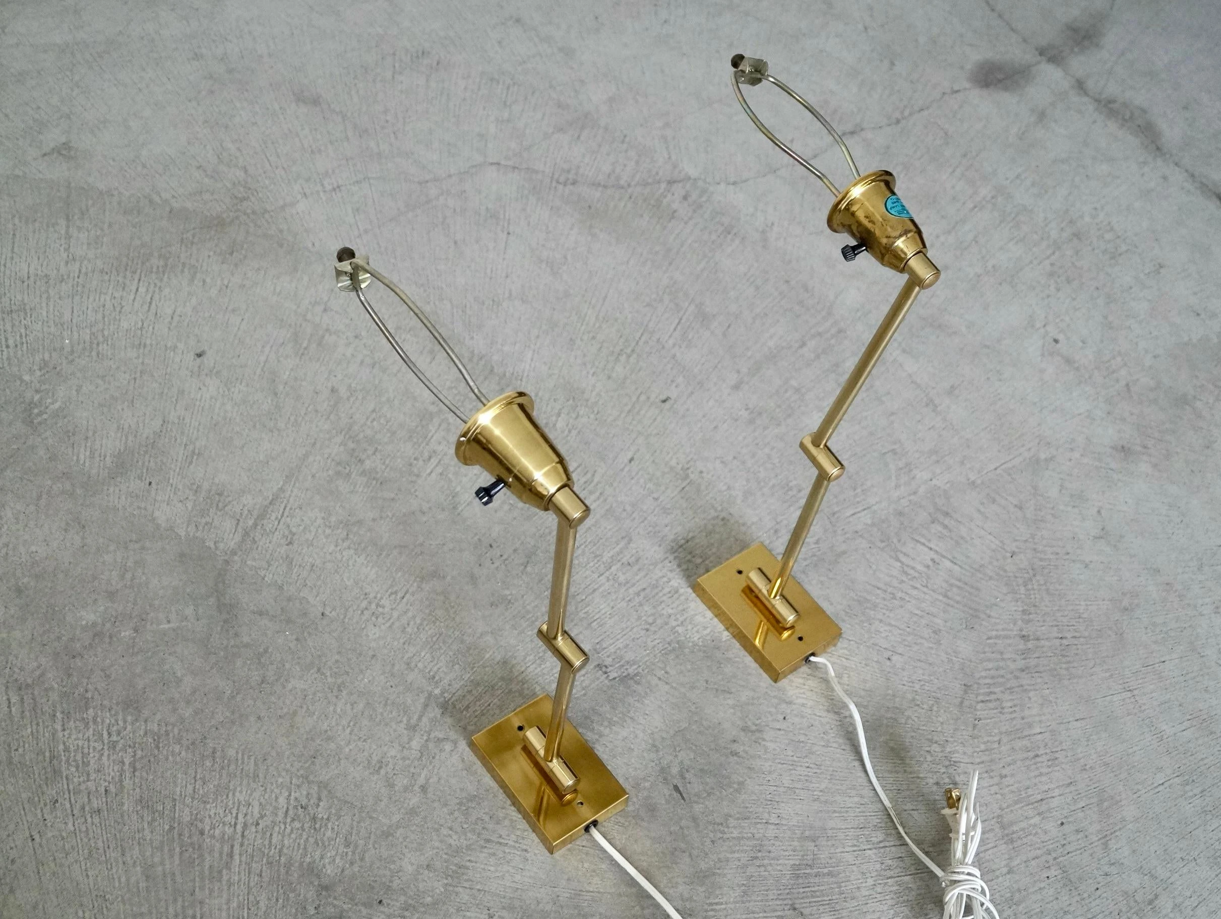 1970's Vintage Hollywood Regency Brass Swing Arm Sconces - A Pair 4 1970's Vintage Hollywood Regency Brass Swing Arm Sconces - A Pair - Image 4