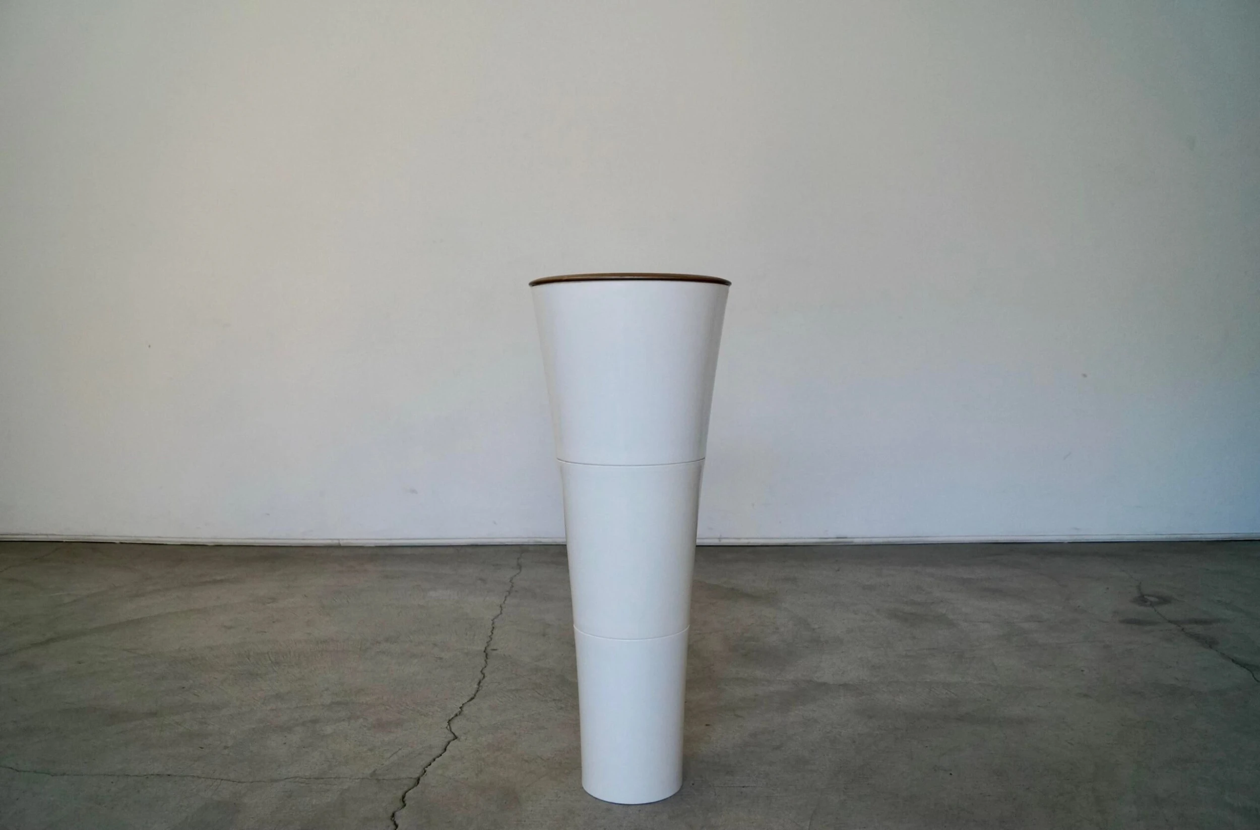 1980's Postmodern Space Age Floor Lamp 3 1980's Postmodern Space Age Floor Lamp - Image 3