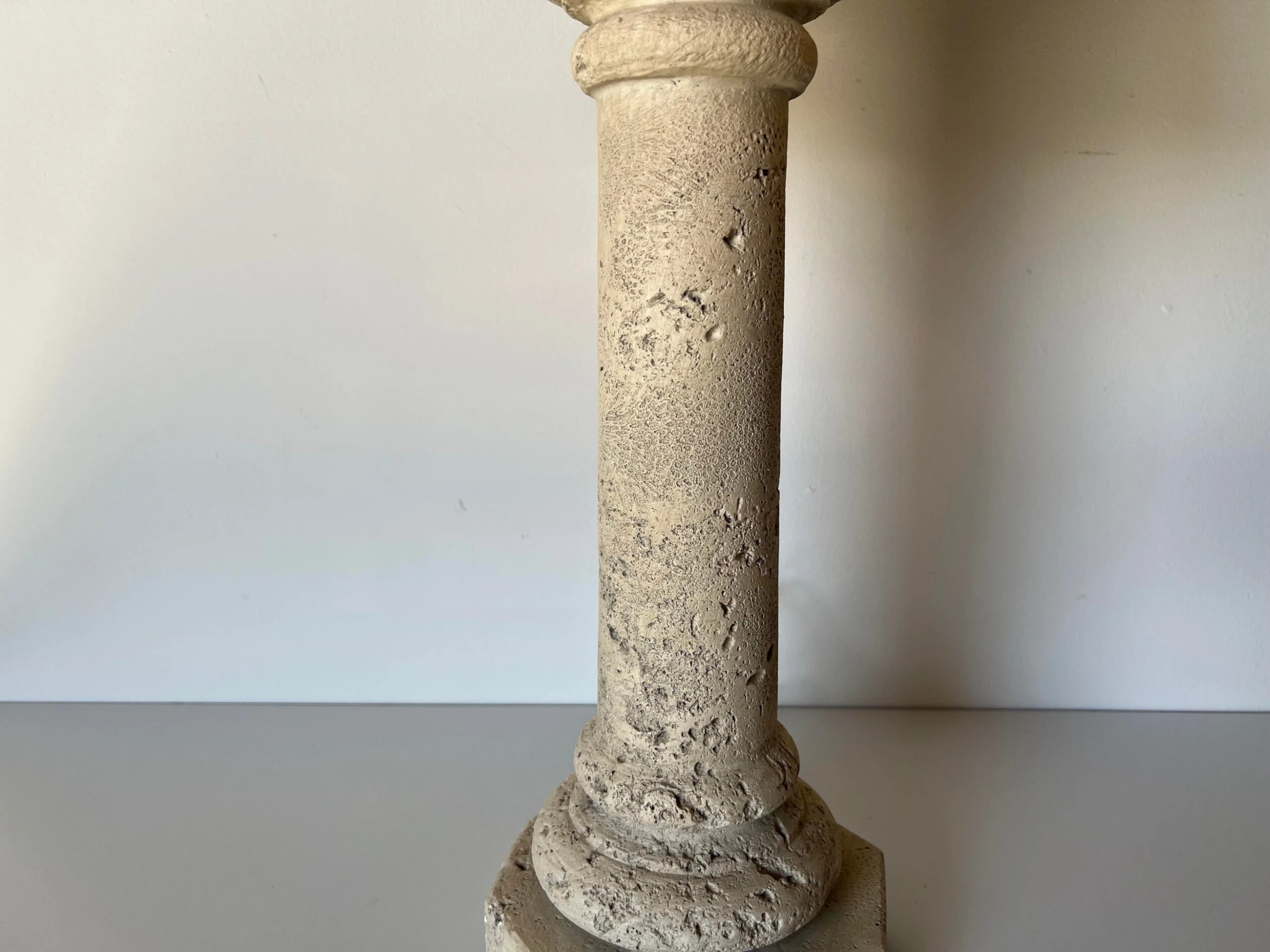 80's Postmodern Faux-Coralstone Plaster Table Lamp 8 80's Postmodern Faux-Coralstone Plaster Table Lamp - Image 8