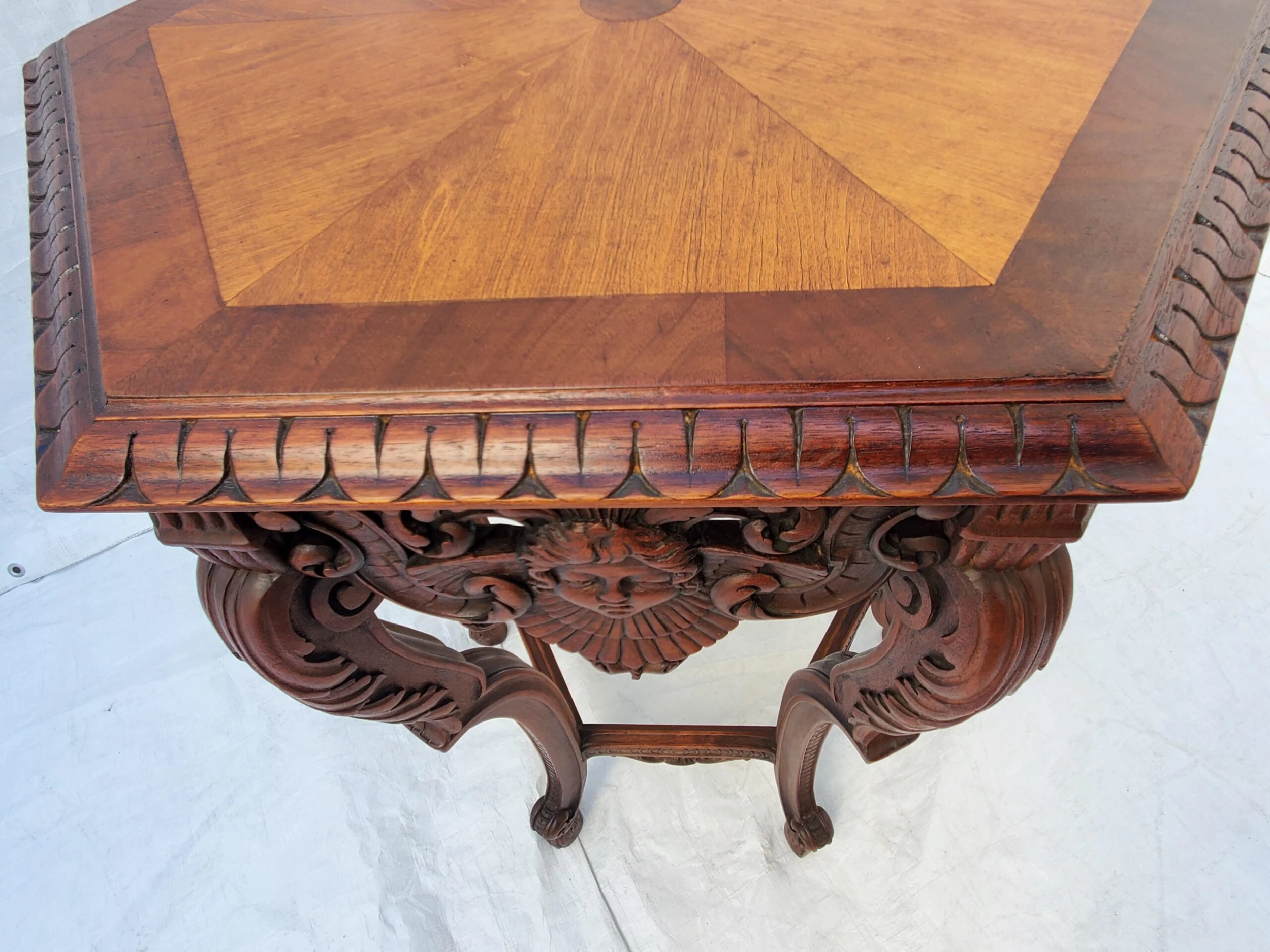 Angel / Cherub Carved Burl Walnut Hexagon Side Lamp Accent Table 1920's 8 Angel / Cherub Carved Burl Walnut Hexagon Side Lamp Accent Table 1920's - Image 8