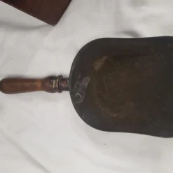 Antique 1800's English Victorian Coal Hod With Scoop -chairish shop antique 1800s english victorian coal hod with scoop 1129 scaled