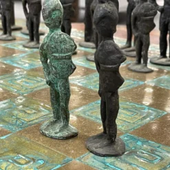 Brutalist 1960's Bronze Chess Set 15 Brutalist 1960's Bronze Chess Set -chairish shop brutalist 1960s bronze chess set 6668 scaled