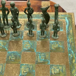 Brutalist 1960's Bronze Chess Set 17 Brutalist 1960's Bronze Chess Set -chairish shop brutalist 1960s bronze chess set 8124 scaled