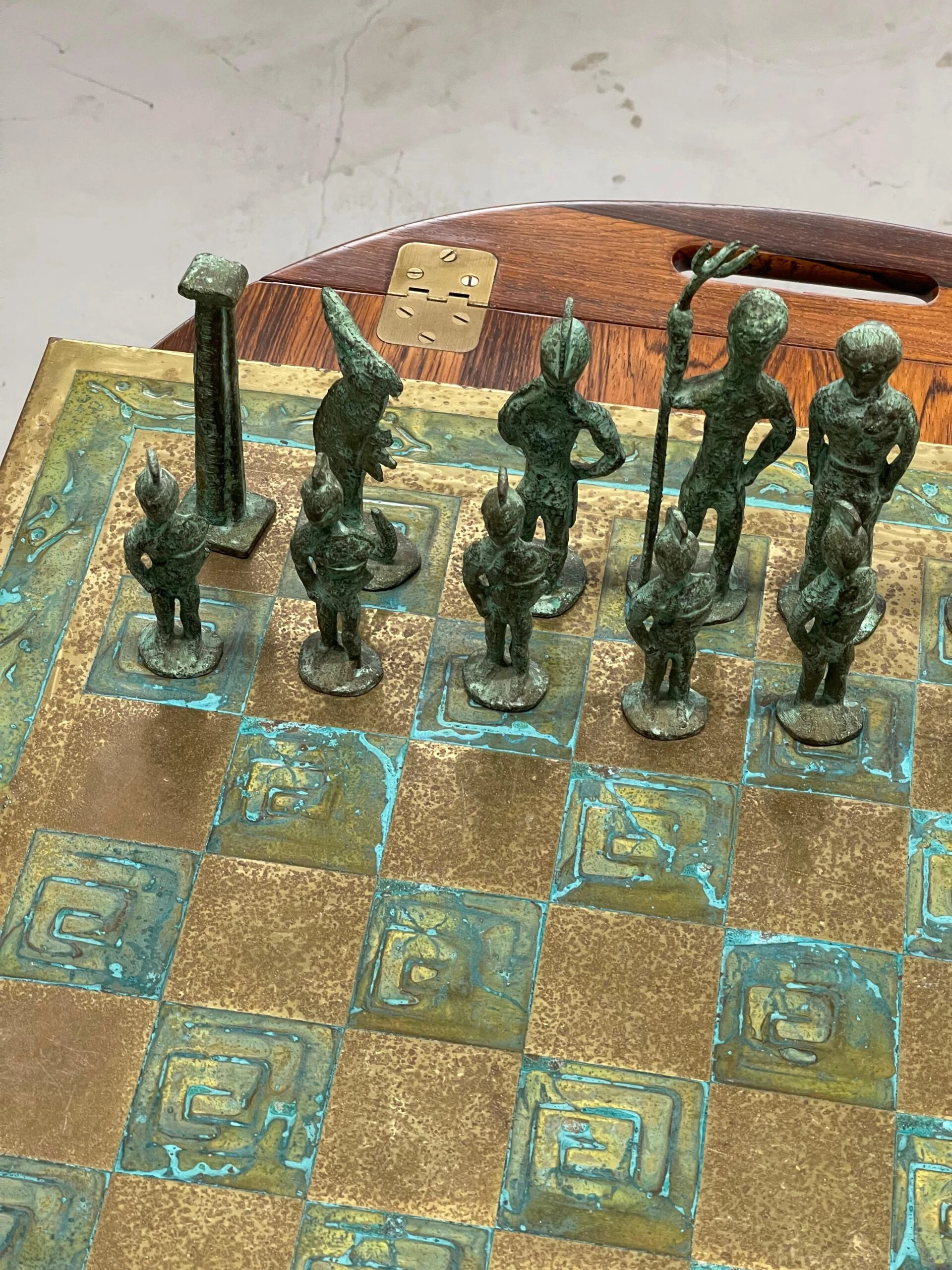 Brutalist 1960's Bronze Chess Set 9 Brutalist 1960's Bronze Chess Set - Image 9