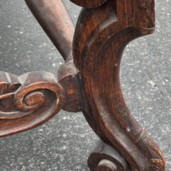 C 1900's Kittinger Style Jacobean Needlepoint Thone Chair -chairish shop c 1900s kittinger style jacobean needlepoint thone chair 6772 scaled