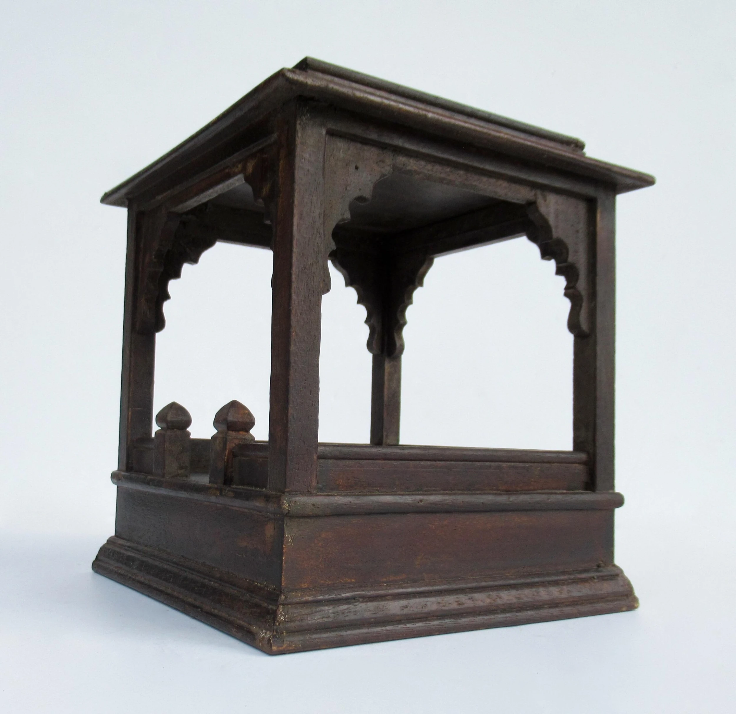 C.1930's-50's Asian Chinoiserie-Style, Moorish Influenced, Open Vented Decorative Display Boxes - A Pair 8 C.1930's-50's Asian Chinoiserie-Style, Moorish Influenced, Open Vented Decorative Display Boxes - A Pair - Image 8