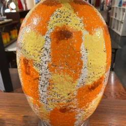 Dynamic 1960's Italian Ceramic Lamp Walnut Base -chairish shop dynamic 1960s italian ceramic lamp walnut base 0916 scaled