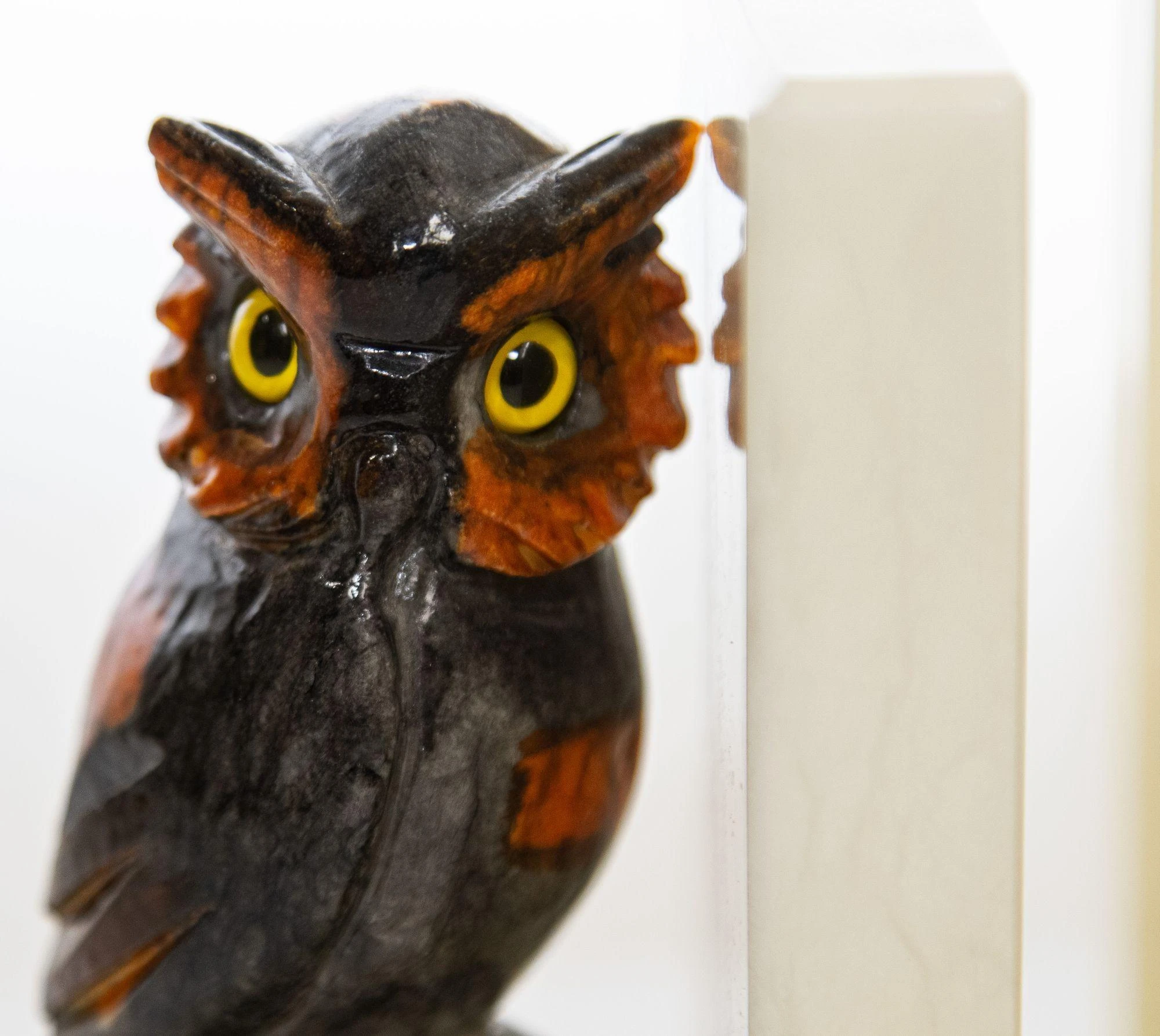 Hand-Carved Owl Bookends Italian Alabaster 1950's A Pair 8 Hand-Carved Owl Bookends Italian Alabaster 1950's A Pair - Image 8