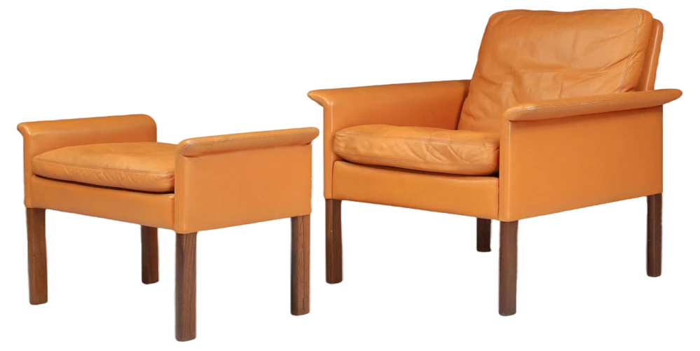 Lounge Chair And Ottoman In Walnut And Leather Attributed To Hans Olsen For C/S Møbler, 1960s, Set Of 2 1 Lounge Chair And Ottoman In Walnut And Leather Attributed To Hans Olsen For C/S Møbler, 1960s, Set Of 2