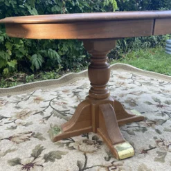 Mid 20th Century S. Bent Bros Colonial Round Table With Brass Accents -chairish shop mid 20th century s bent bros colonial round table with brass accents 8665