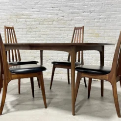 Mid-Century Modern Walnut Dining Table, C. 1960's -chairish shop mid century modern walnut dining table c 1960s 7218