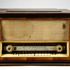 Model 824 S Radio From Phonola, 1970s 17 Model 824 S Radio From Phonola, 1970s -chairish shop model 824 s radio from phonola 1970s 9473