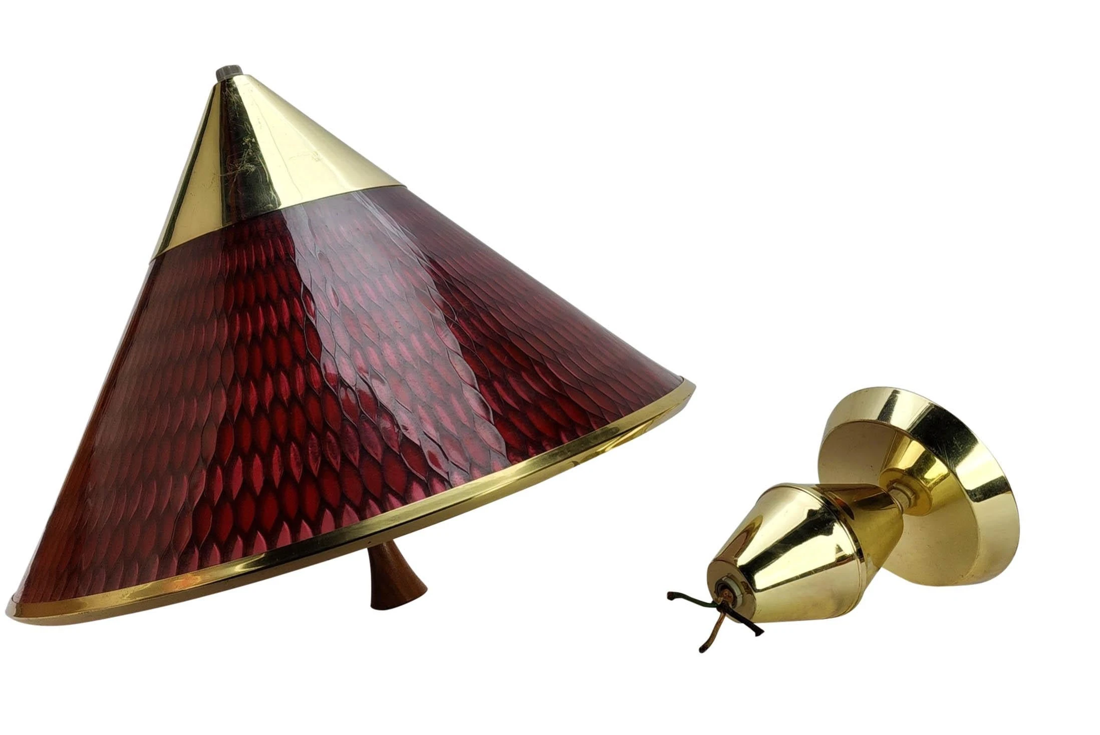 Vintage 1960's Mid-Century Modern Moe Retractable Light Fixture In Cranberry And Pink Honeycomb 3 Vintage 1960's Mid-Century Modern Moe Retractable Light Fixture In Cranberry And Pink Honeycomb - Image 3