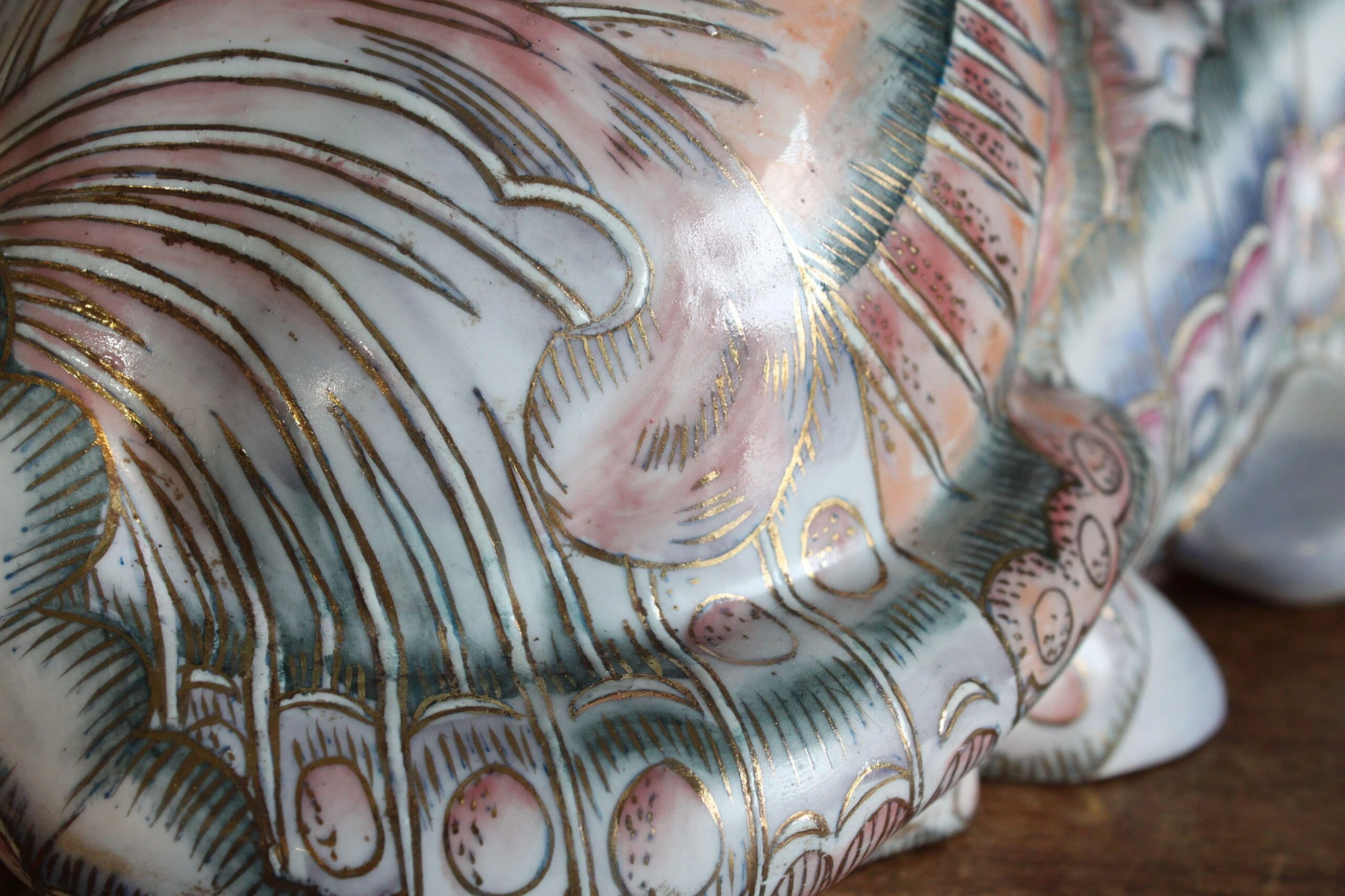 Vintage 1980's Ceramic Horse With Gilt Designs By Wildwood Accents 10 Vintage 1980's Ceramic Horse With Gilt Designs By Wildwood Accents - Image 10