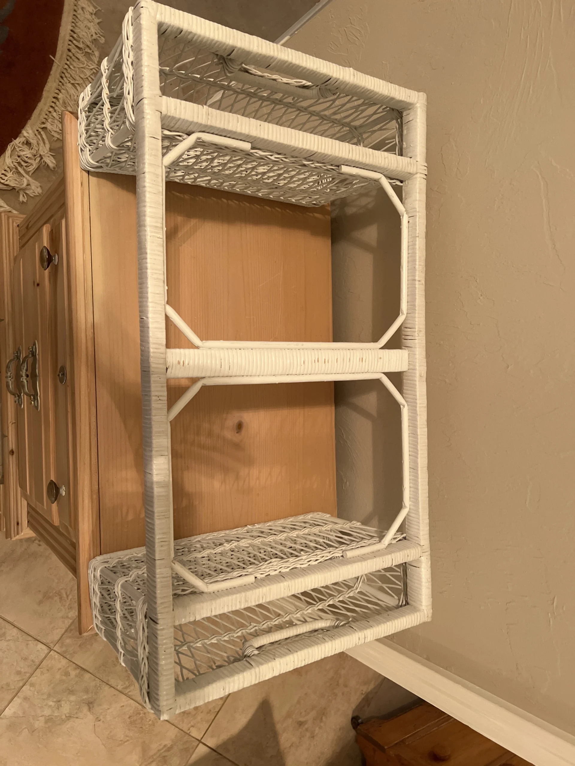 Vintage White Wicker Breakfast Serving Tray 1970’s 5 Vintage White Wicker Breakfast Serving Tray 1970’s - Image 5